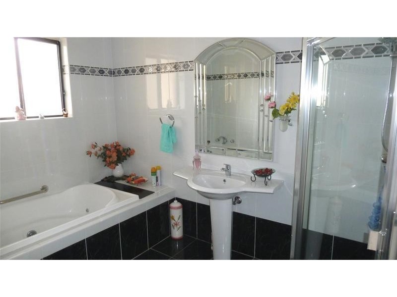 42 Hebe Street, Greenacre NSW 2190