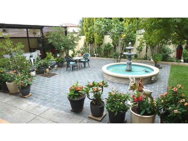 42 Hebe Street, Greenacre NSW 2190