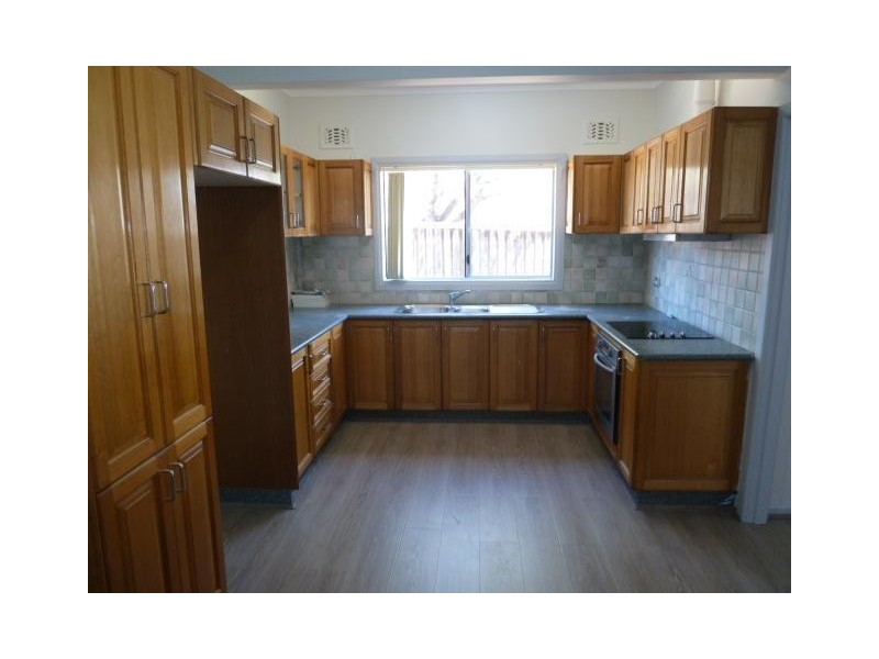 118 Hillcrest Avenue, Greenacre NSW 2190