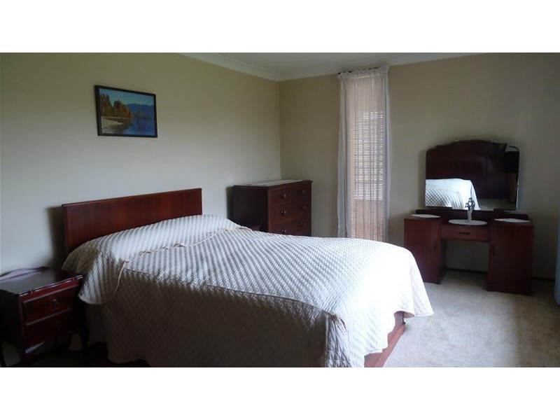 17 PETER Crescent, Greenacre NSW 2190