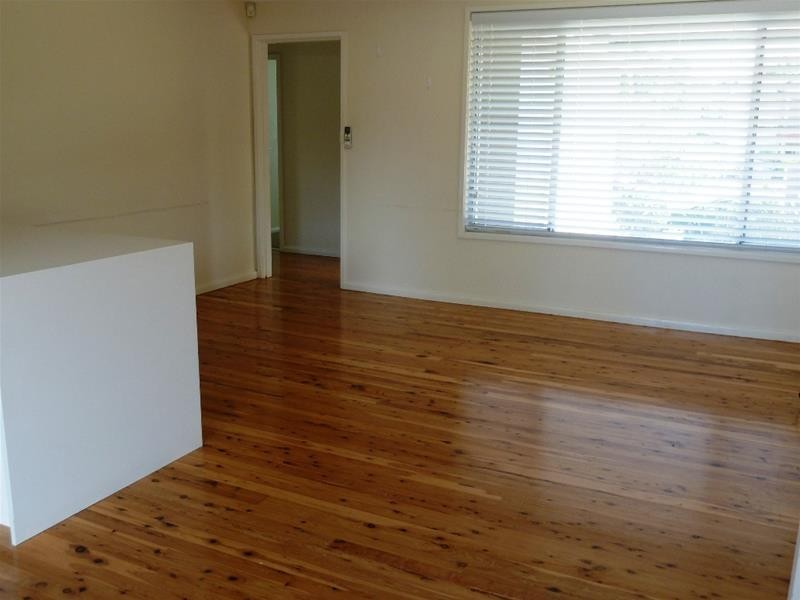 10 Burraneer Crescent, Greenacre NSW 2190