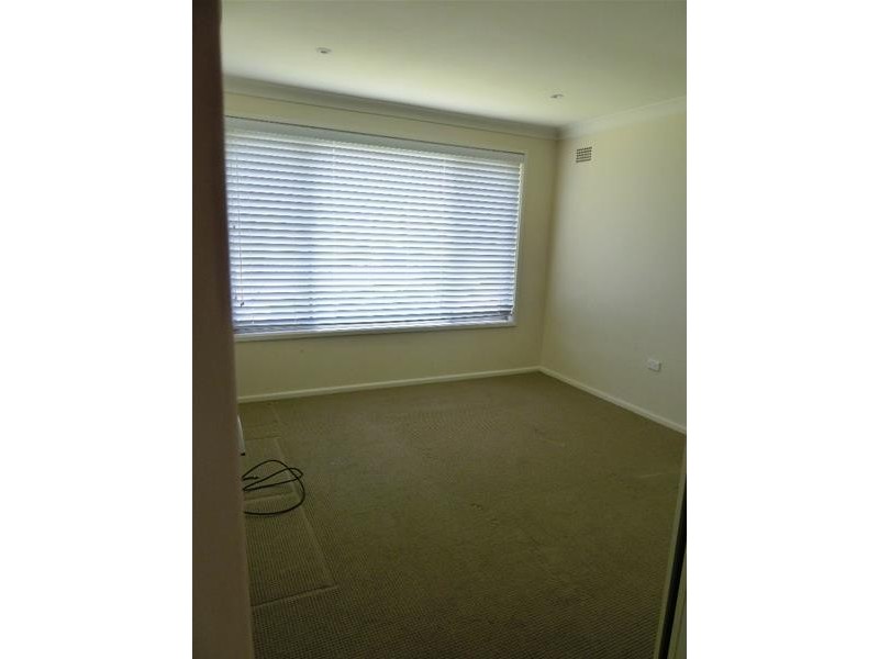 10 Burraneer Crescent, Greenacre NSW 2190