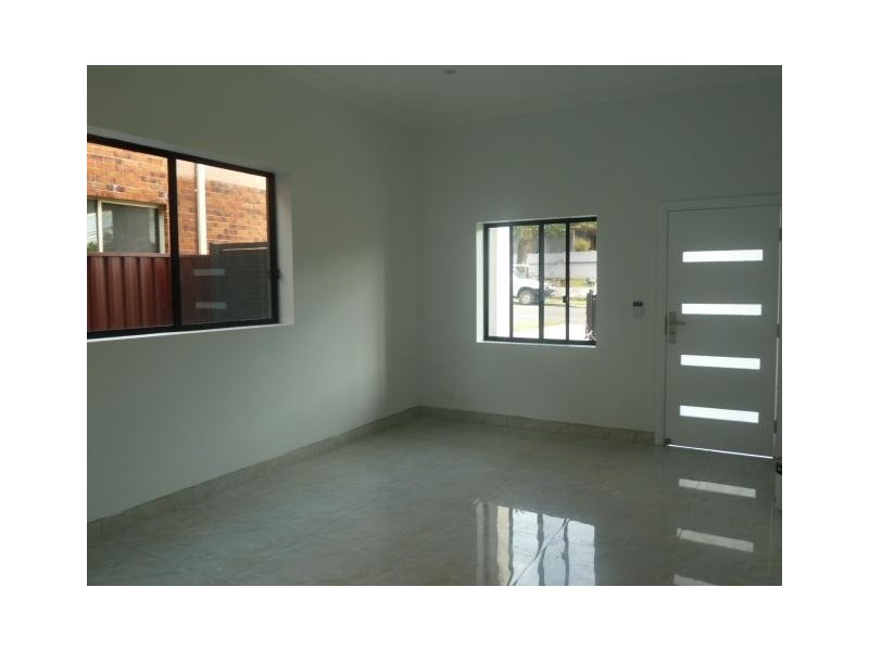 196 Banksia Road, Greenacre NSW 2190