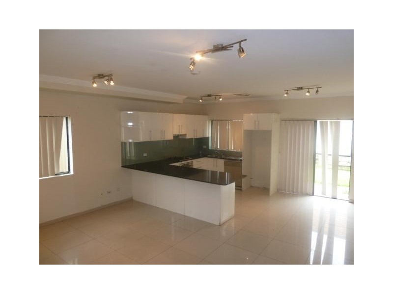 4/50 Waterloo Road, Greenacre NSW 2190