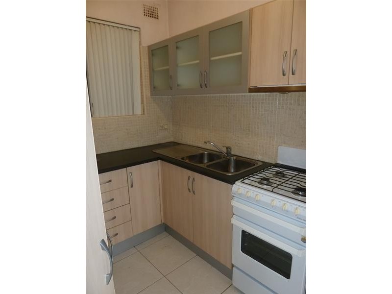 2/35A  Garden Street, Belmore NSW 2192