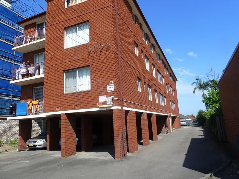 8/39 Harrow Road, Auburn NSW 2144