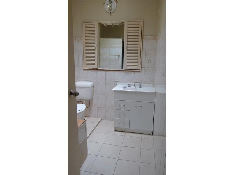 68 Napoleon Road, Greenacre NSW 2190