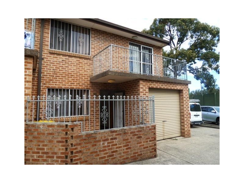 12/94 james Street, Punchbowl NSW 2196