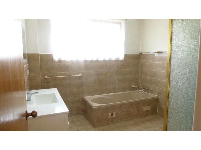 12/94 james Street, Punchbowl NSW 2196