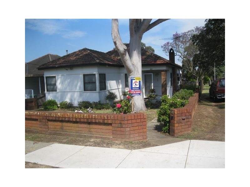 82 Lambeth Street, Panania NSW 2213