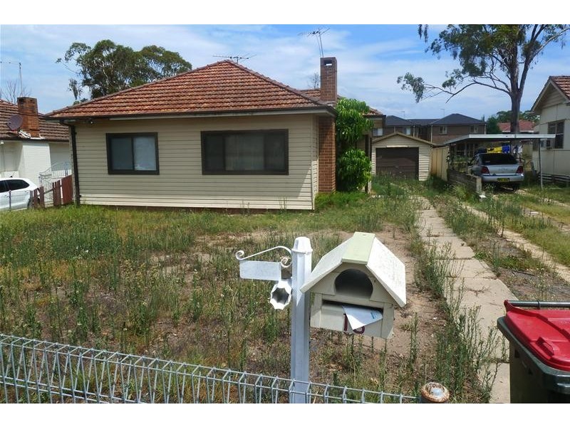 18 Tobruk Avenue, Liverpool NSW 2170