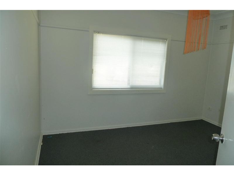 18 Tobruk Avenue, Liverpool NSW 2170