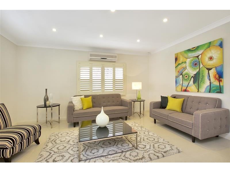 5 Belford Place, Greenacre NSW 2190