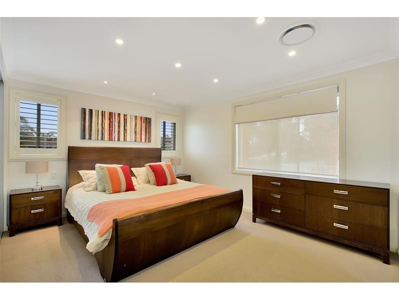 5 Belford Place, Greenacre NSW 2190