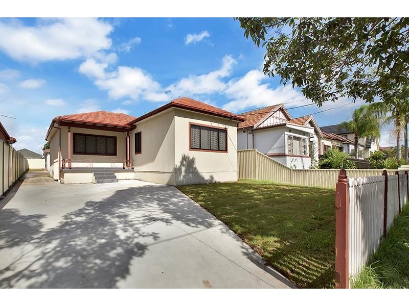 16 Wattle Street, Punchbowl NSW 2196