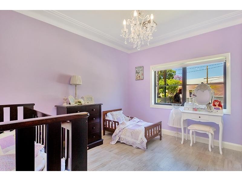 9 Sylvanus Street, Greenacre NSW 2190