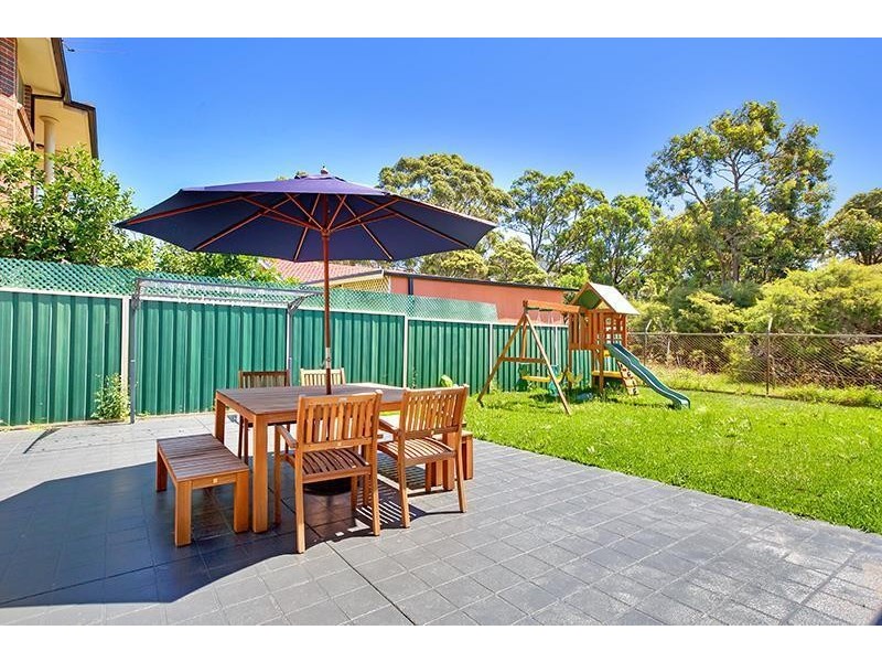 9 Sylvanus Street, Greenacre NSW 2190