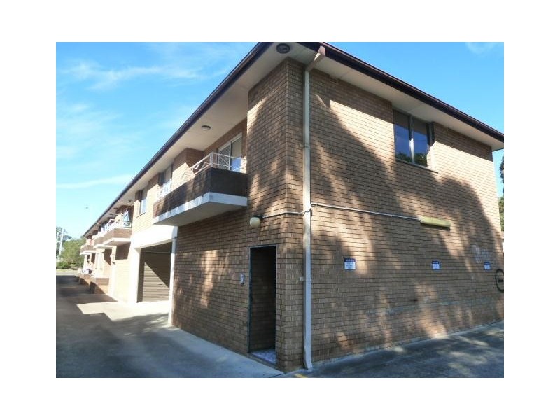 8/23 Military Road, Merrylands NSW 2160