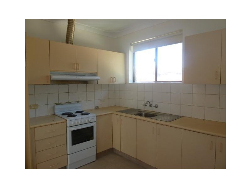 8/23 Military Road, Merrylands NSW 2160