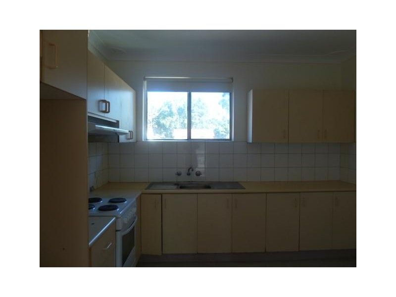 8/23 Military Road, Merrylands NSW 2160