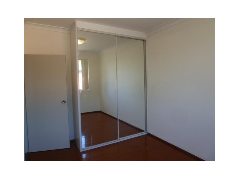 8/23 Military Road, Merrylands NSW 2160