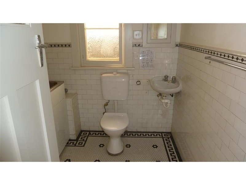 61 Harrow Road, Auburn NSW 2144