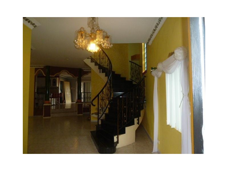 7 Macqurie Street, Greenacre NSW 2190