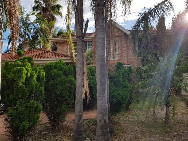 16 Yalwal Court, Prestons NSW 2170