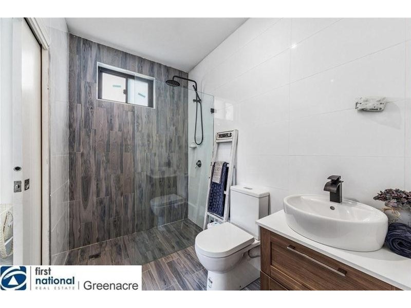 4 Mountview Avenue, Chester Hill NSW 2162