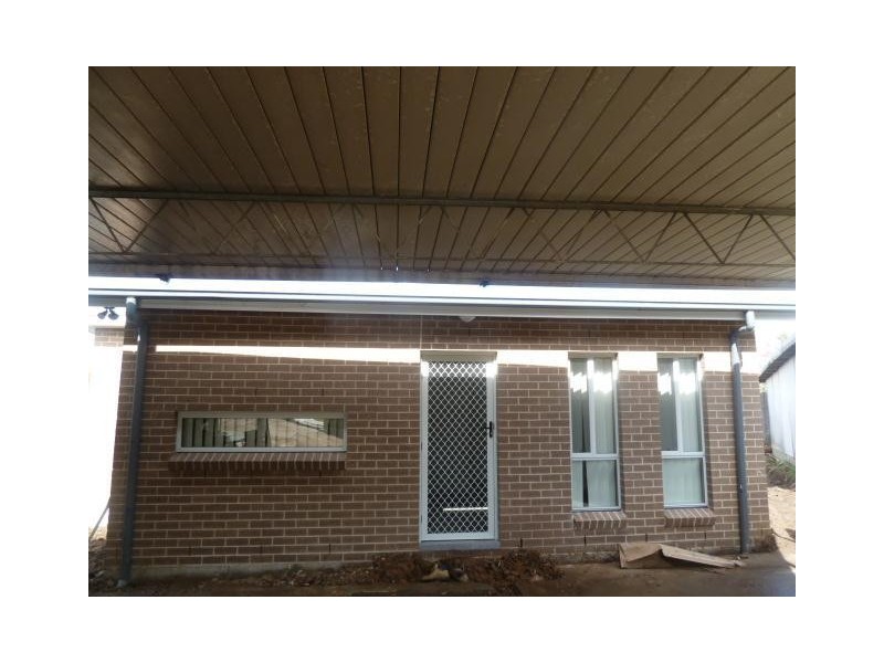 24 peter Crescent, Greenacre NSW 2190