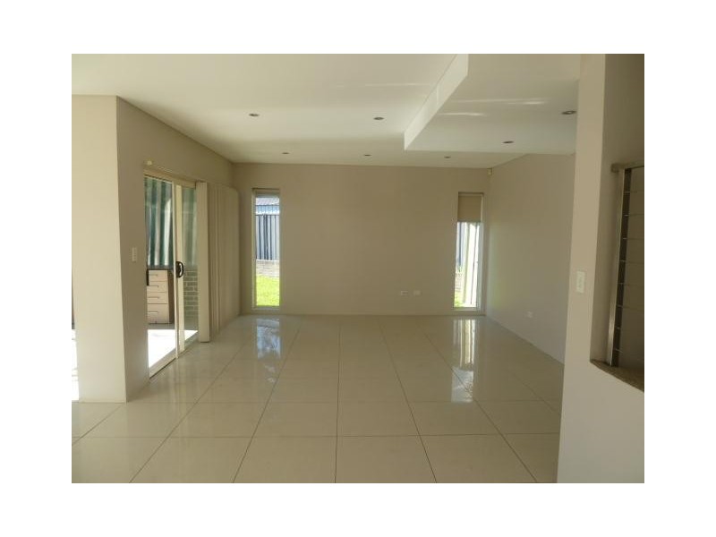 4 Beryl Place, Greenacre NSW 2190