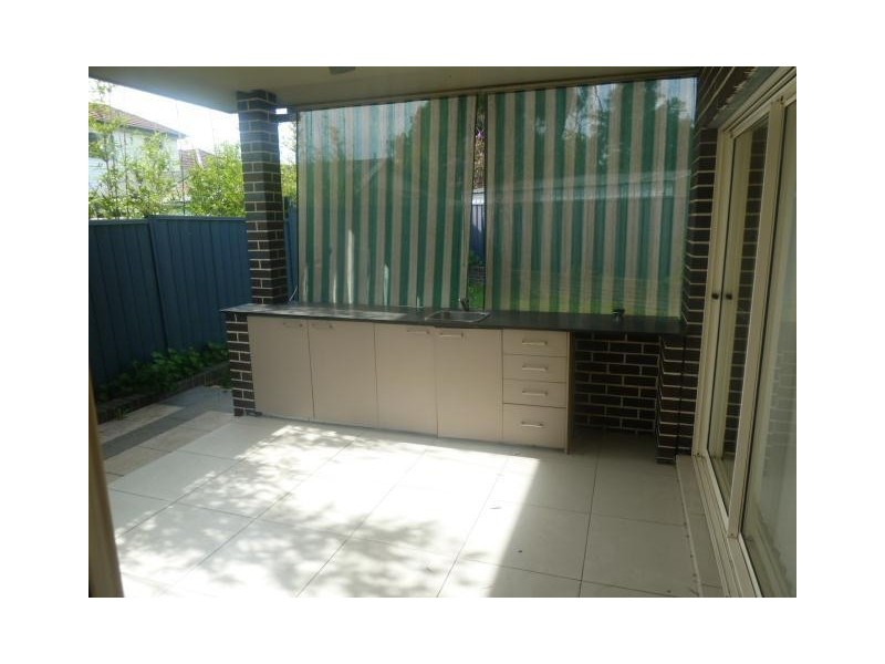 4 Beryl Place, Greenacre NSW 2190