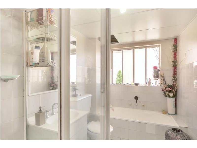 4/72 Reynolds Avenue, Bankstown NSW 2200