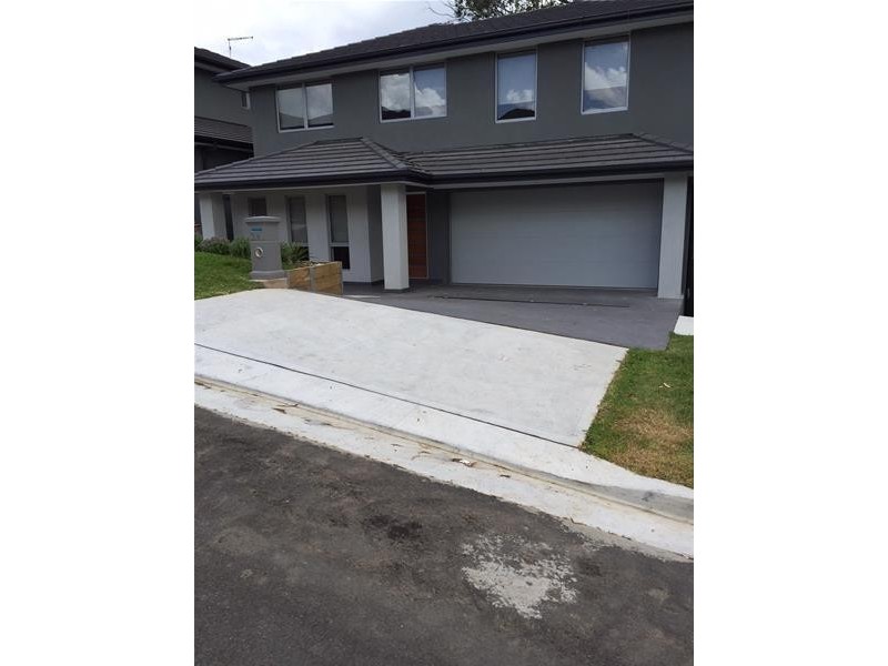 3B Kendall Drive, Casula NSW 2170