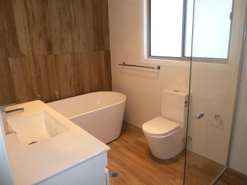 3B Kendall Drive, Casula NSW 2170