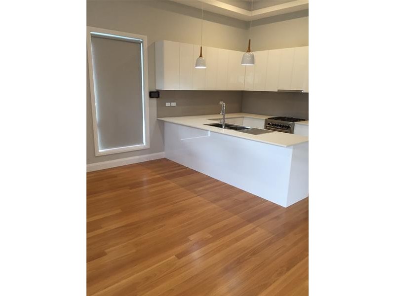 3B Kendall Drive, Casula NSW 2170