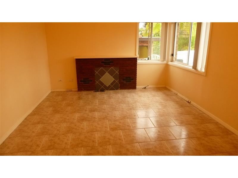 4 Buckland Street, Greenacre NSW 2190