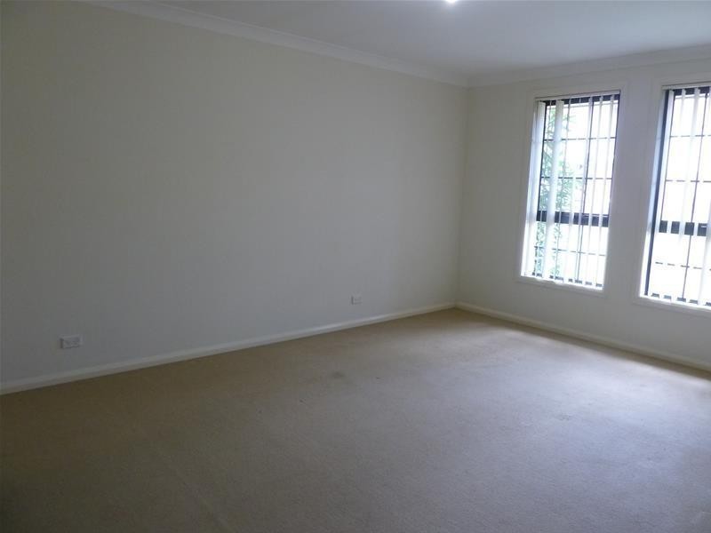 24 St Stephens Road, Blair Athol NSW 2560