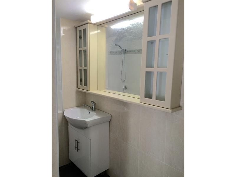 11A  Hillview Avenue, Bankstown NSW 2200