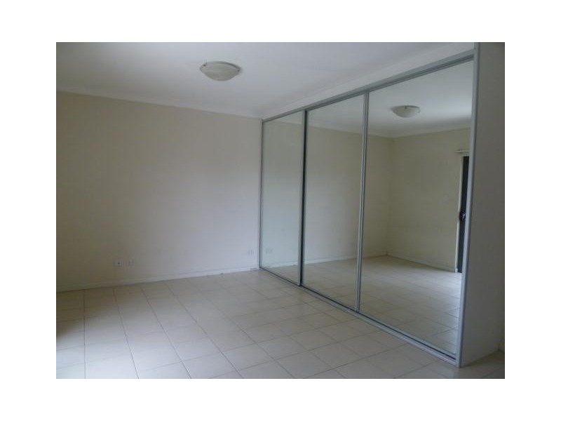 10 Rawson Road, Greenacre NSW 2190