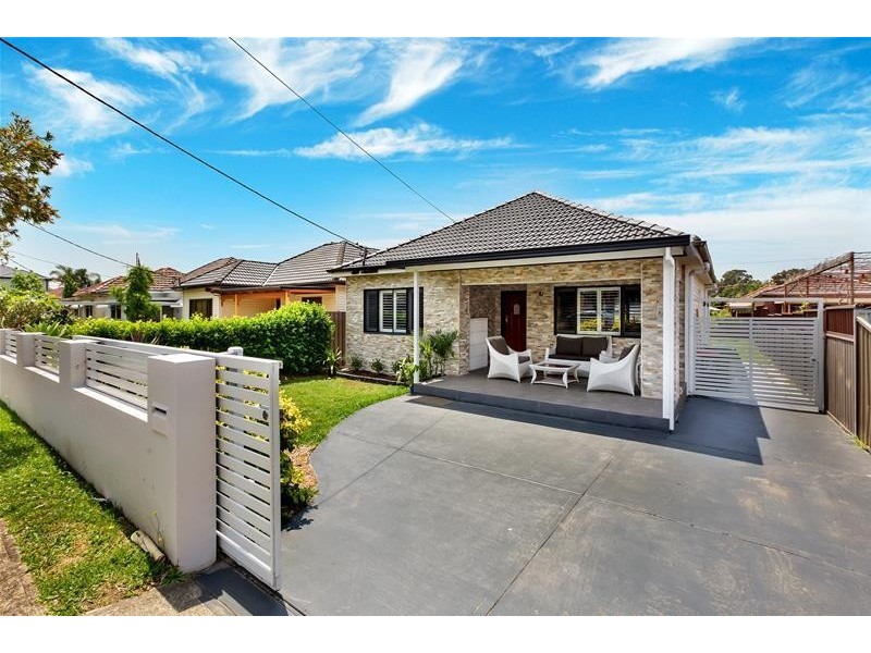 181 Noble Avenue, Greenacre NSW 2190