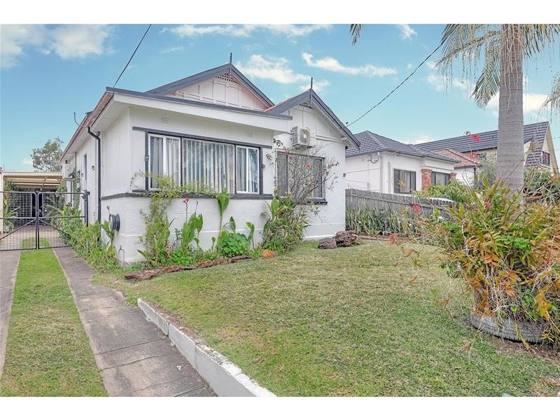 18 Wattle Street, Punchbowl NSW 2196