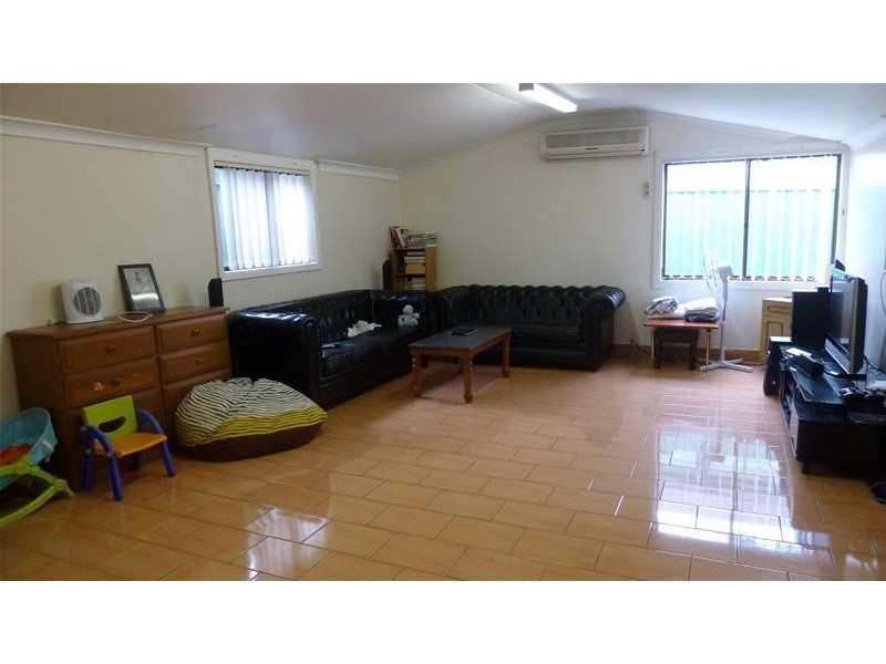 4 Fourth Avenue, Condell Park NSW 2200