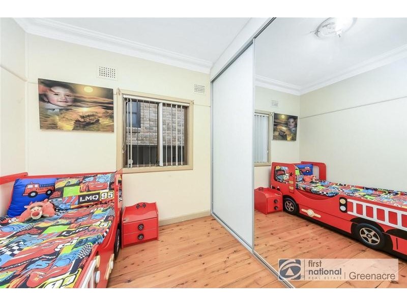 9 Lima Street, Greenacre NSW 2190