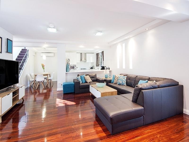 8 Koala Road, Greenacre NSW 2190