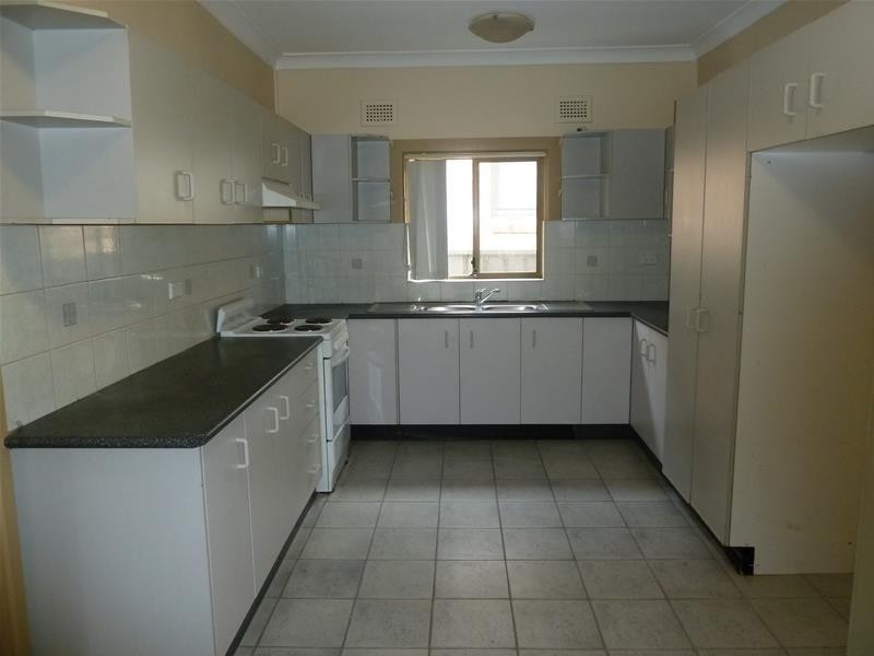 9 Lima Street, Greenacre NSW 2190