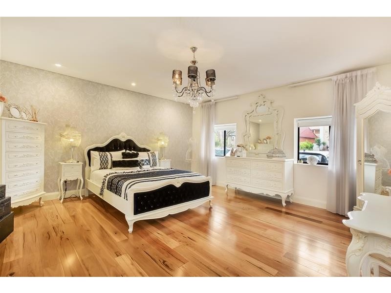 19 Bettina Court, Greenacre NSW 2190