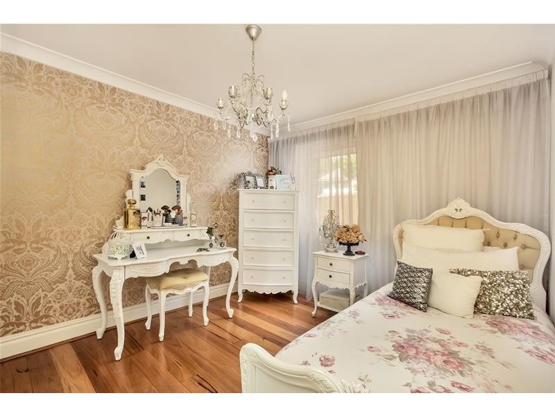 19 Bettina Court, Greenacre NSW 2190