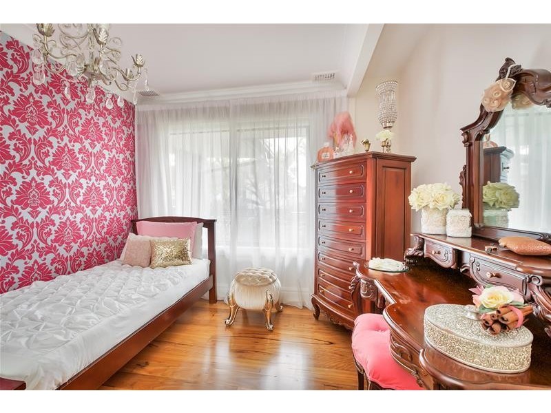 19 Bettina Court, Greenacre NSW 2190