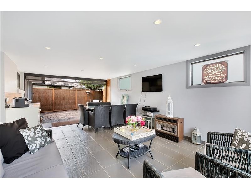 19 Bettina Court, Greenacre NSW 2190